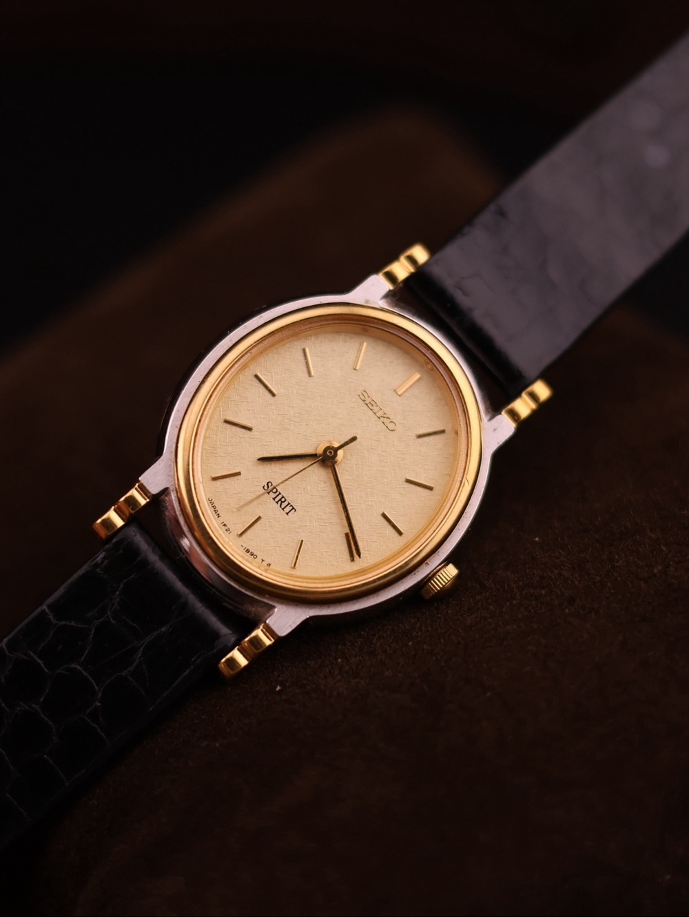 Vintage 1992 Seiko Spirit 1F21-5B50 Women’s Watch
